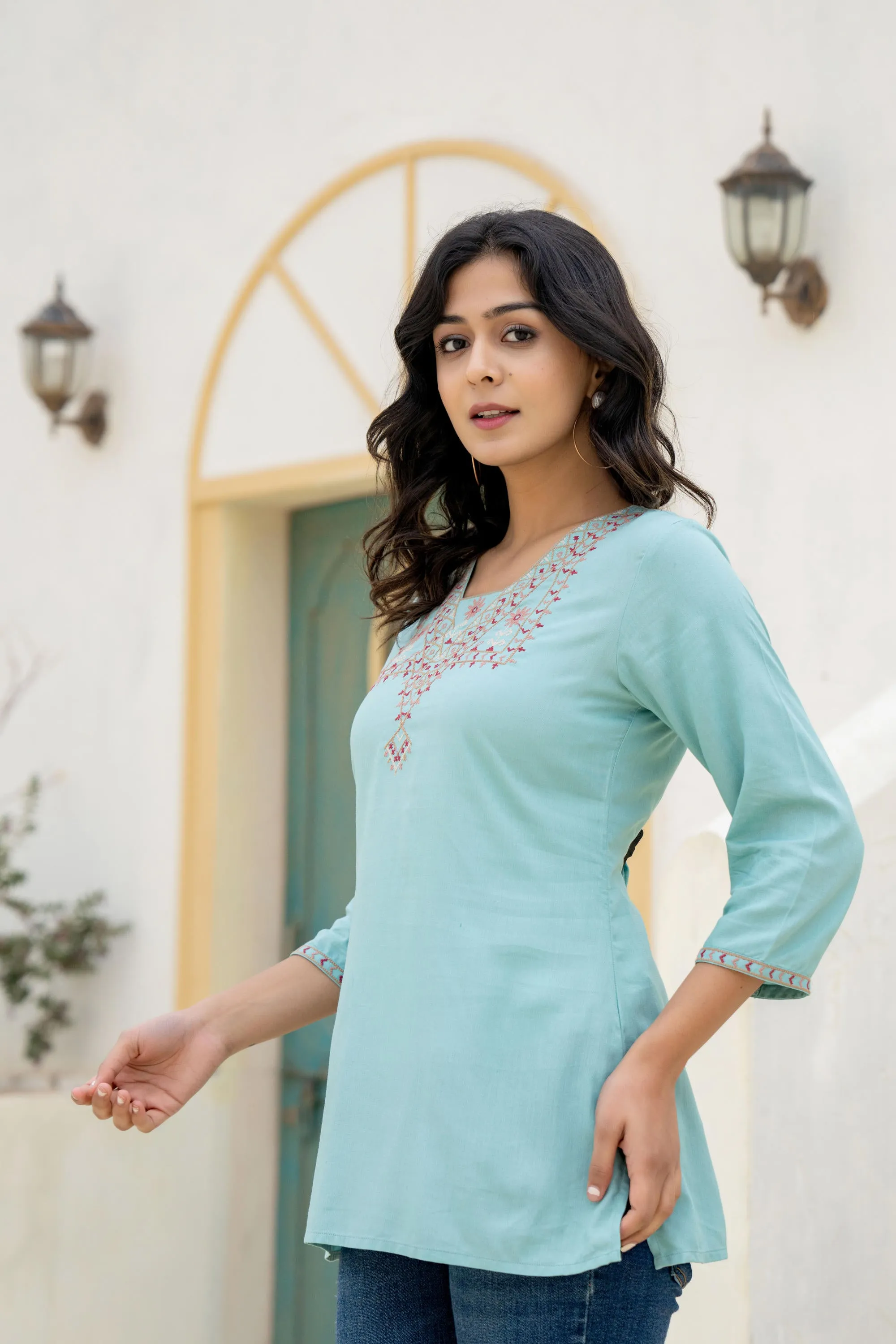 Aqua Solid  Viscose Tunic With Thread Work