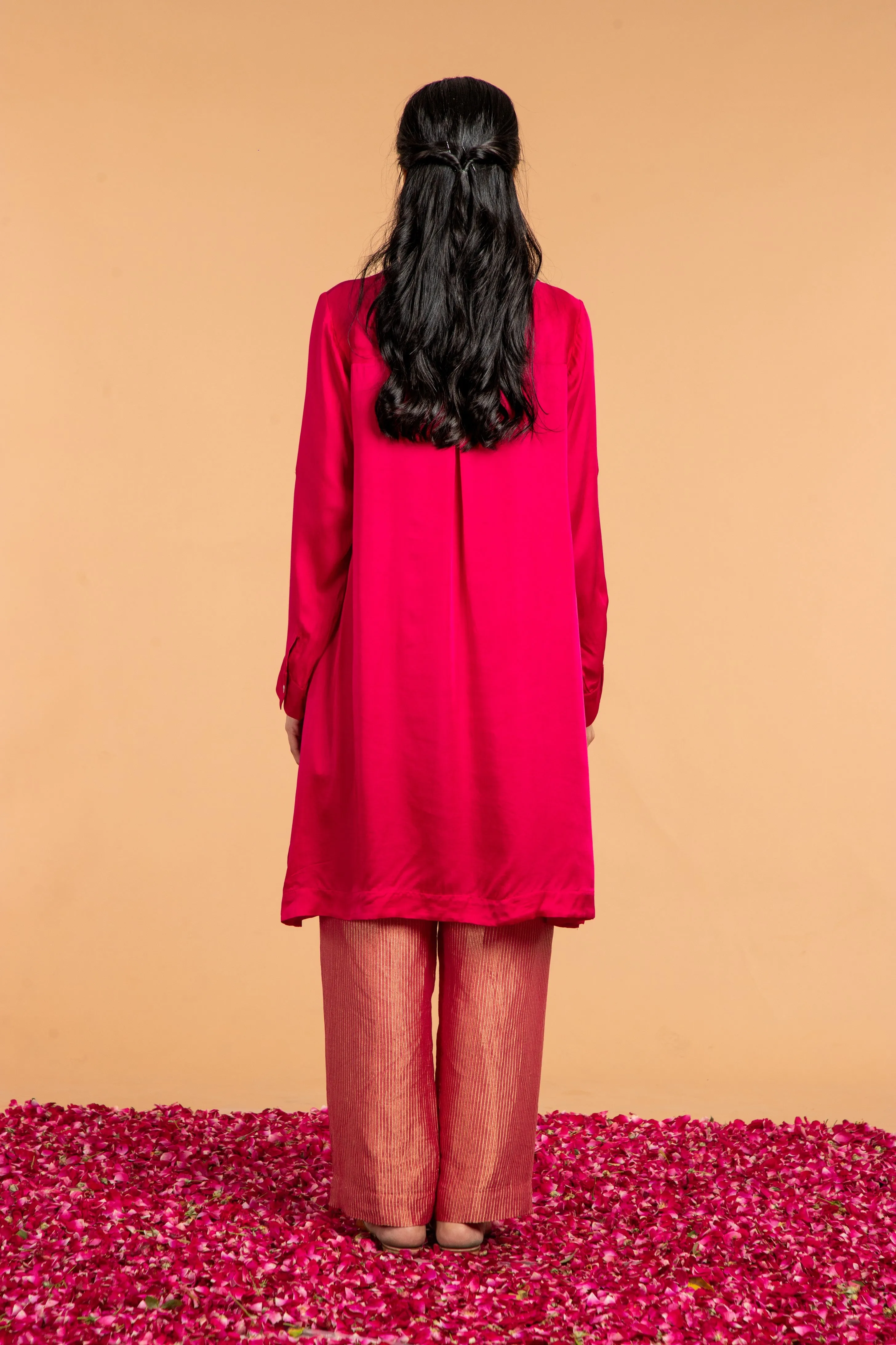 BASIC COLLARED KURTA
