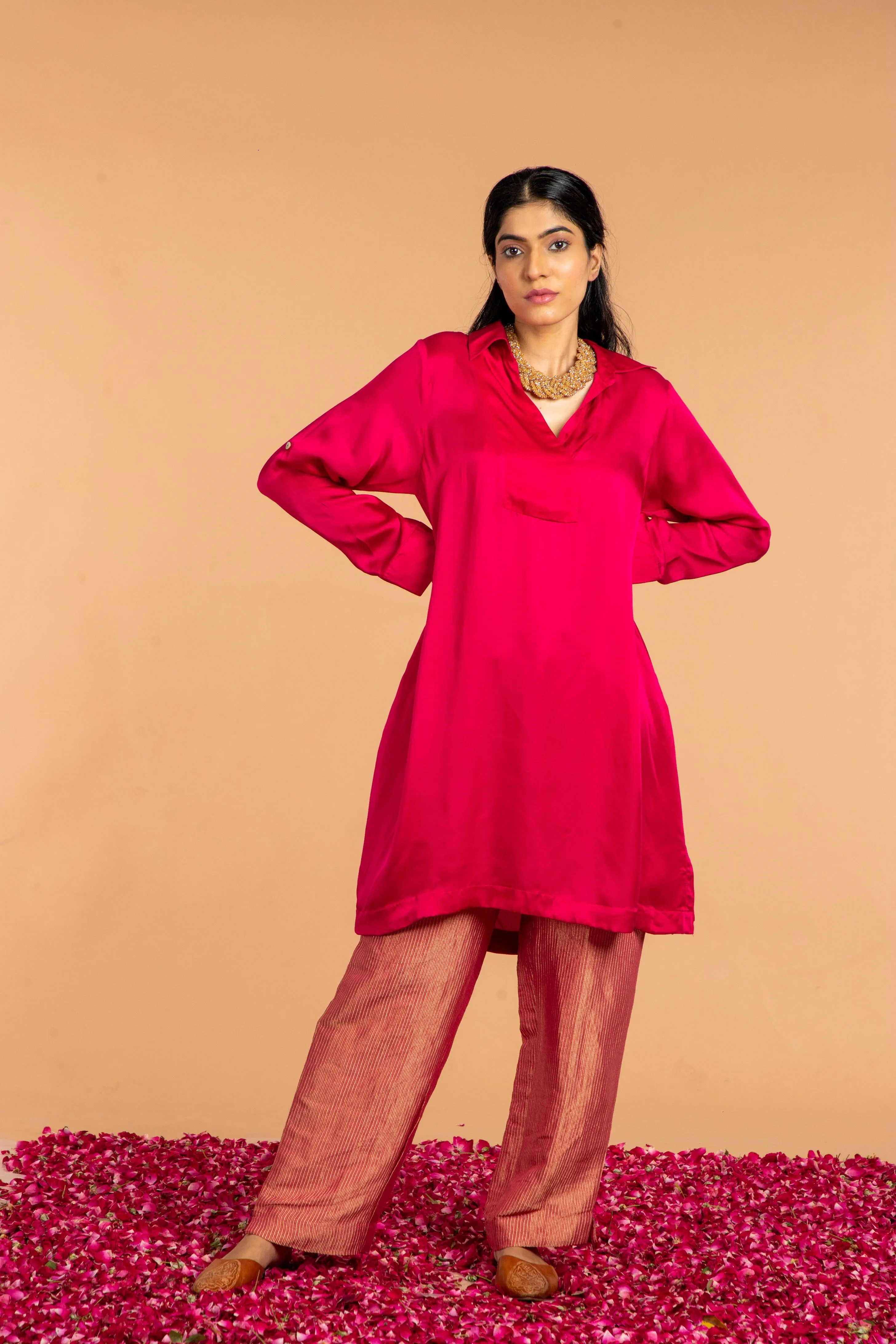 BASIC COLLARED KURTA