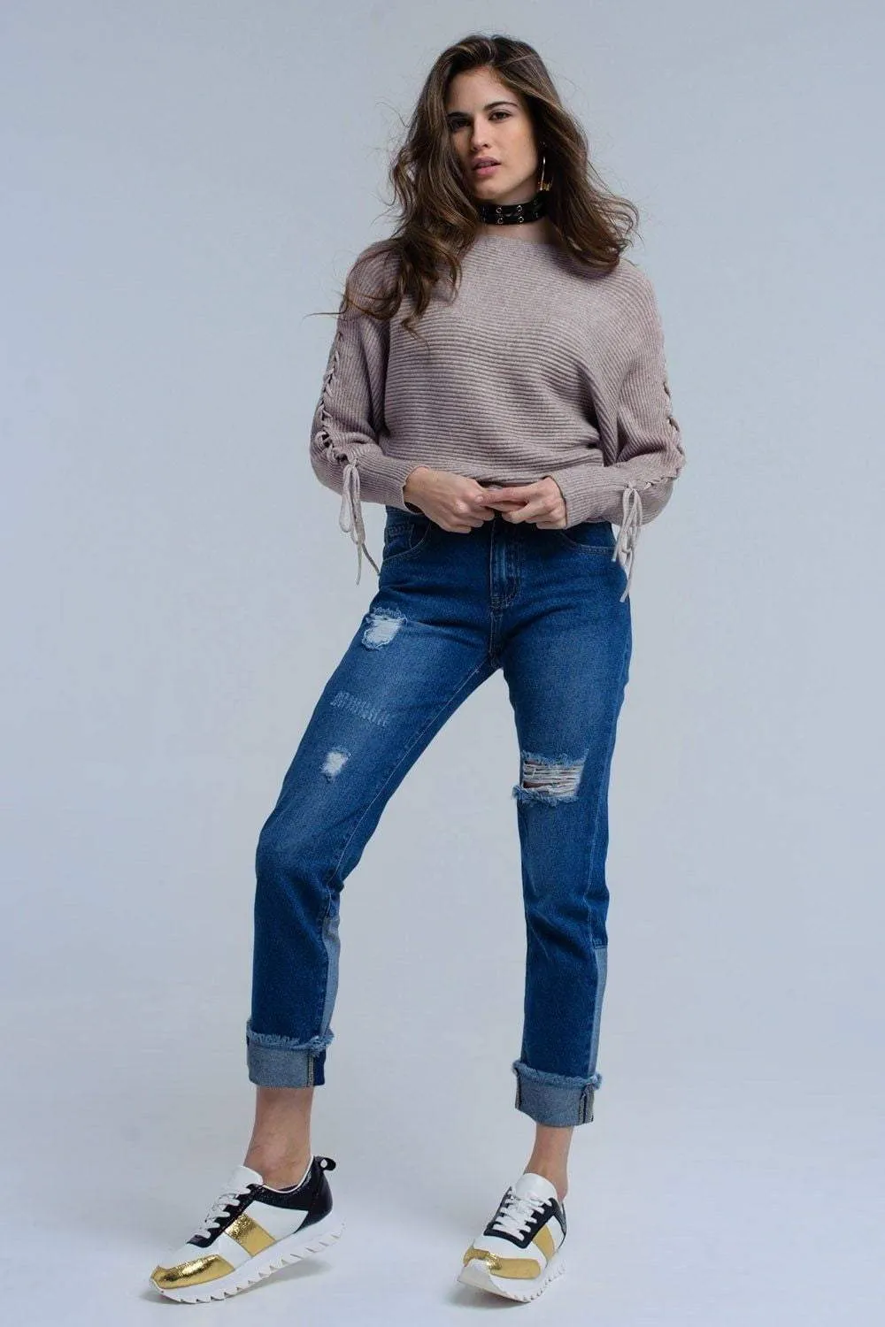 Beige crop sweater with tie ribbons