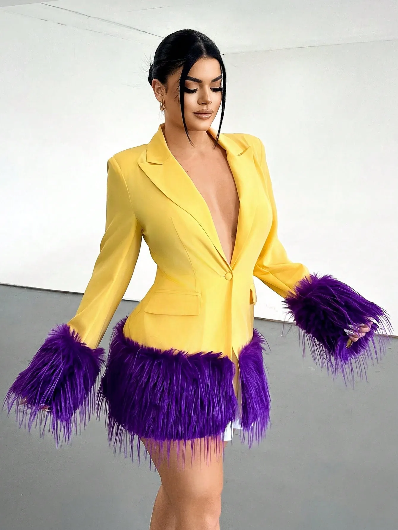Blazer con Plumas Amarillo y Púrpura - Cherry Vibes