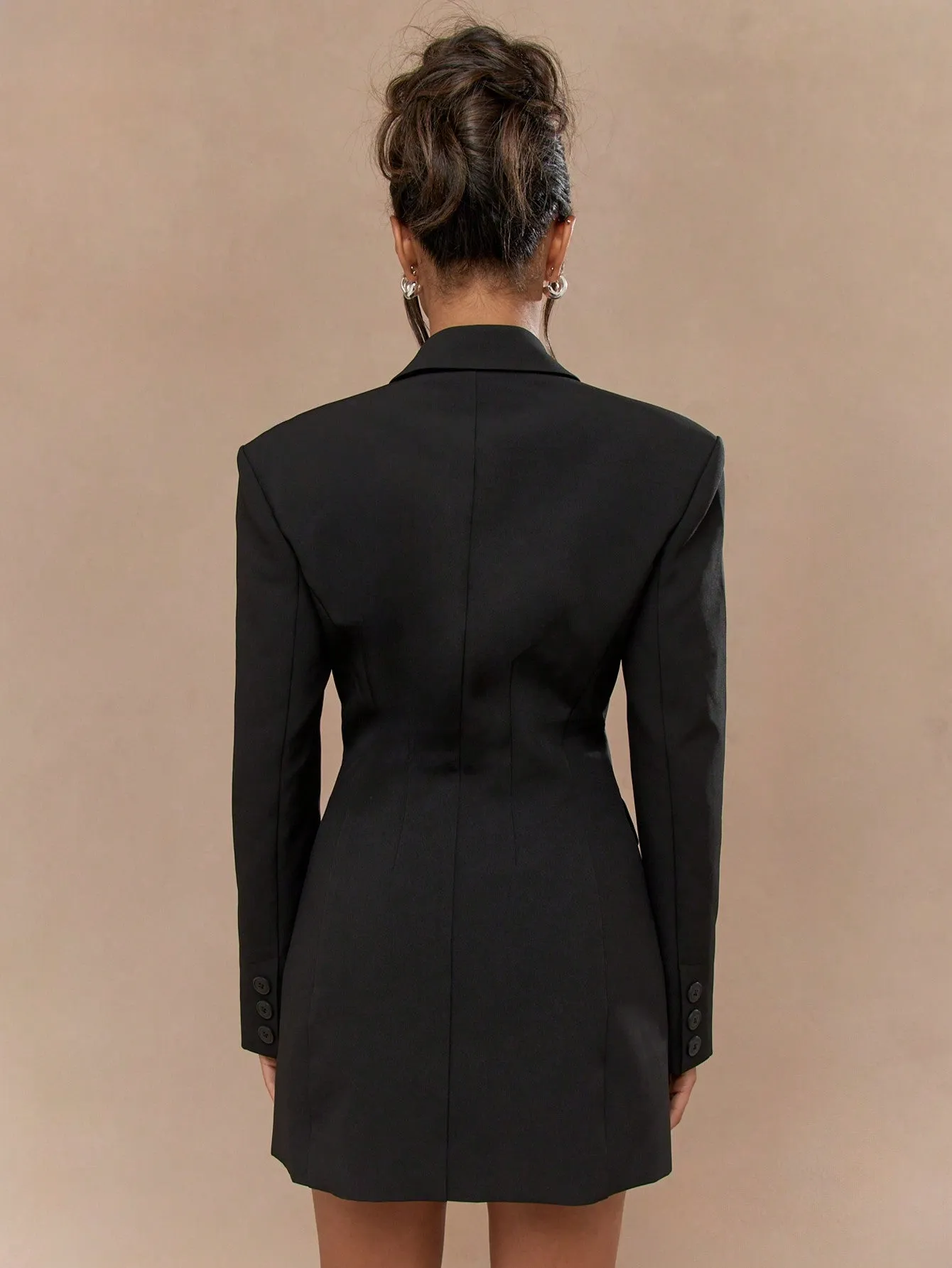 Blazer largo entallado con pinzas