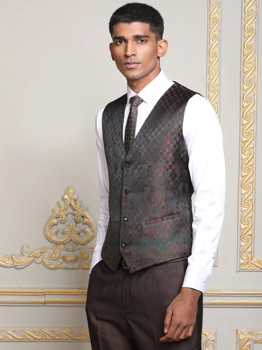 Classic Imported Mens Designer Suit In Blackberry Colour