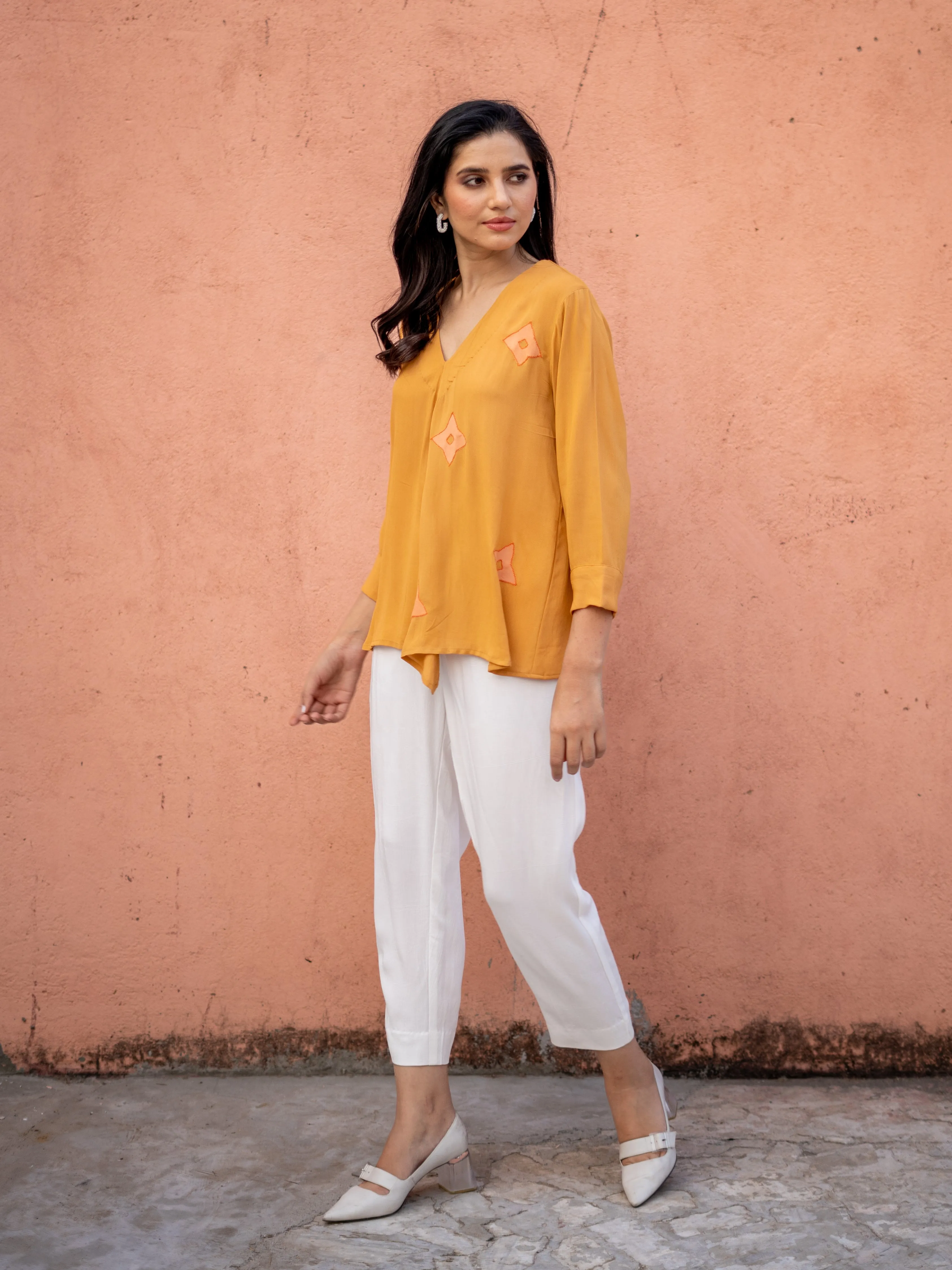 Clover Top - Ochre