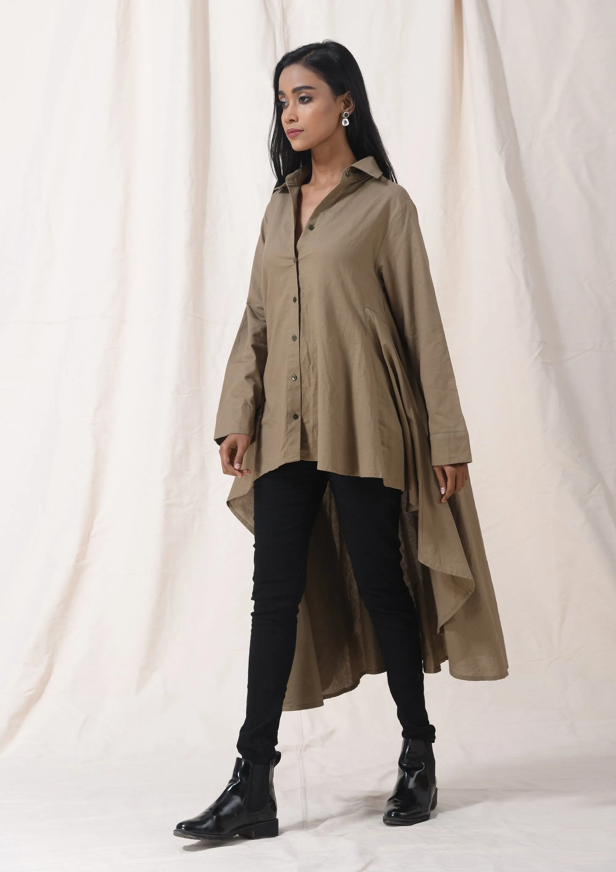 HIGH LOW COLLAR SHIRT
