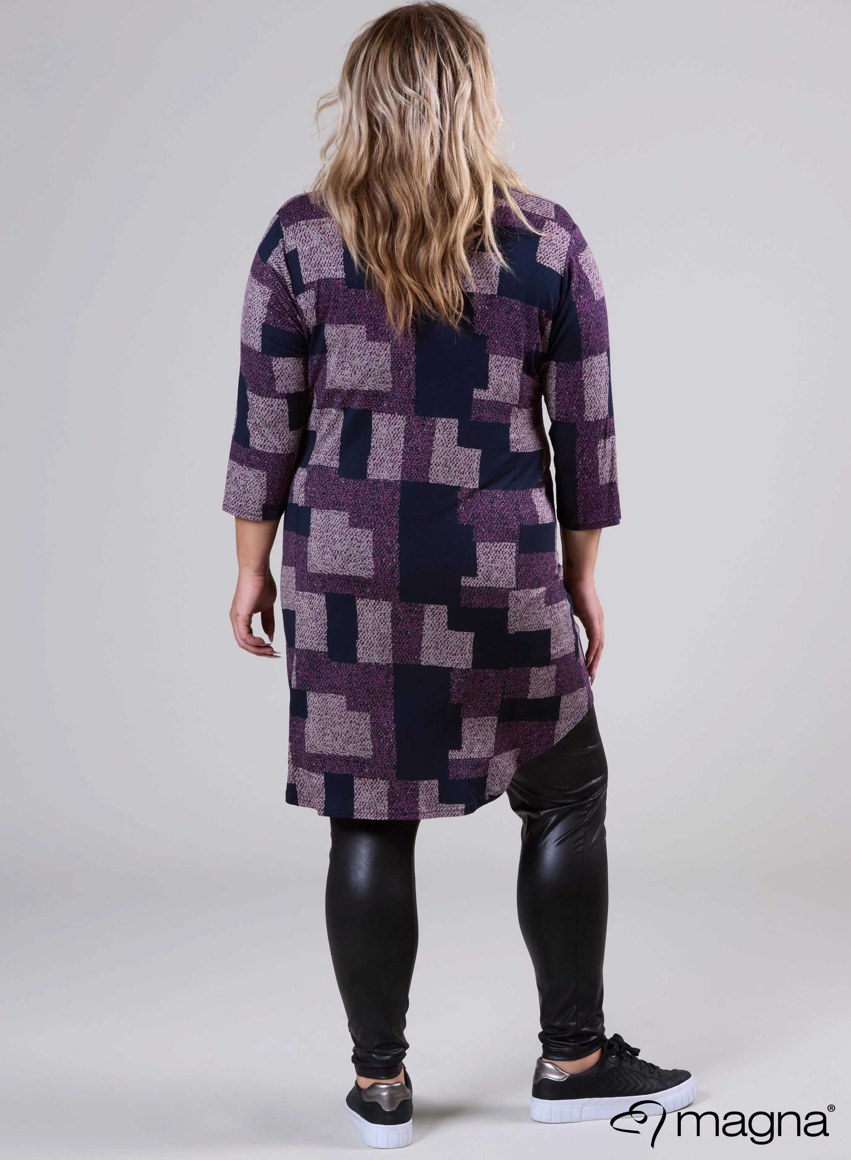 Magna Classic Pockets Tunic Plum Blocks