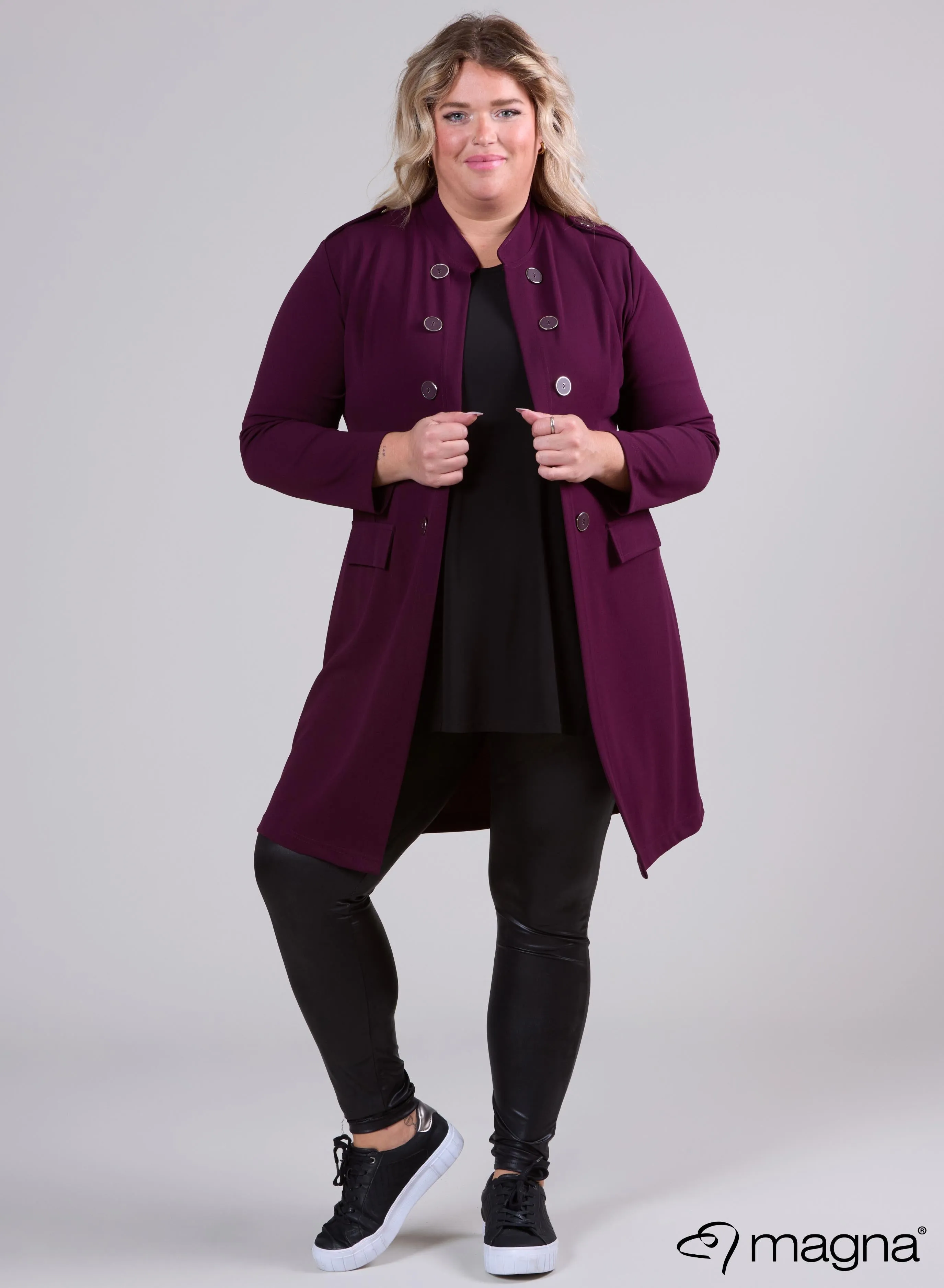 Magna Open Blazer With Button Details Plum