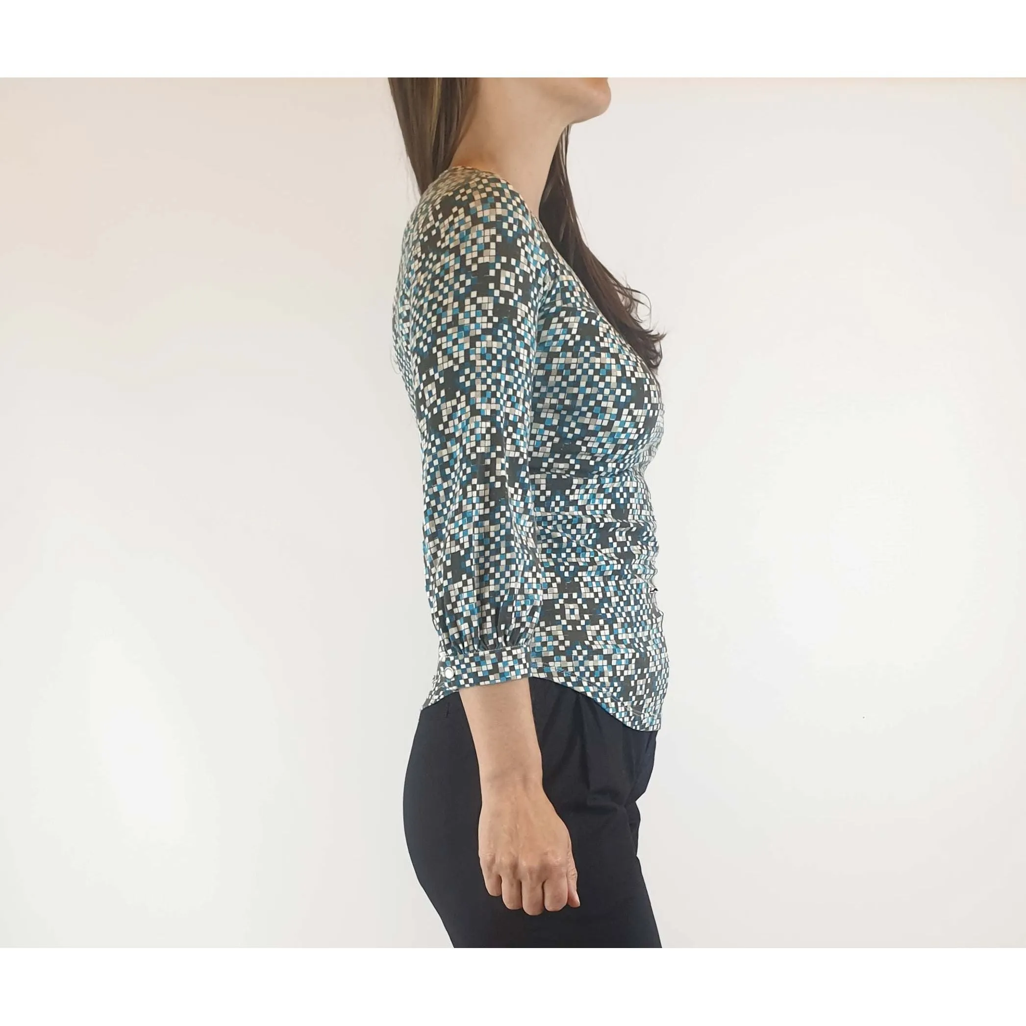 Obus preloved blue print top size 1 (best fits size 8)