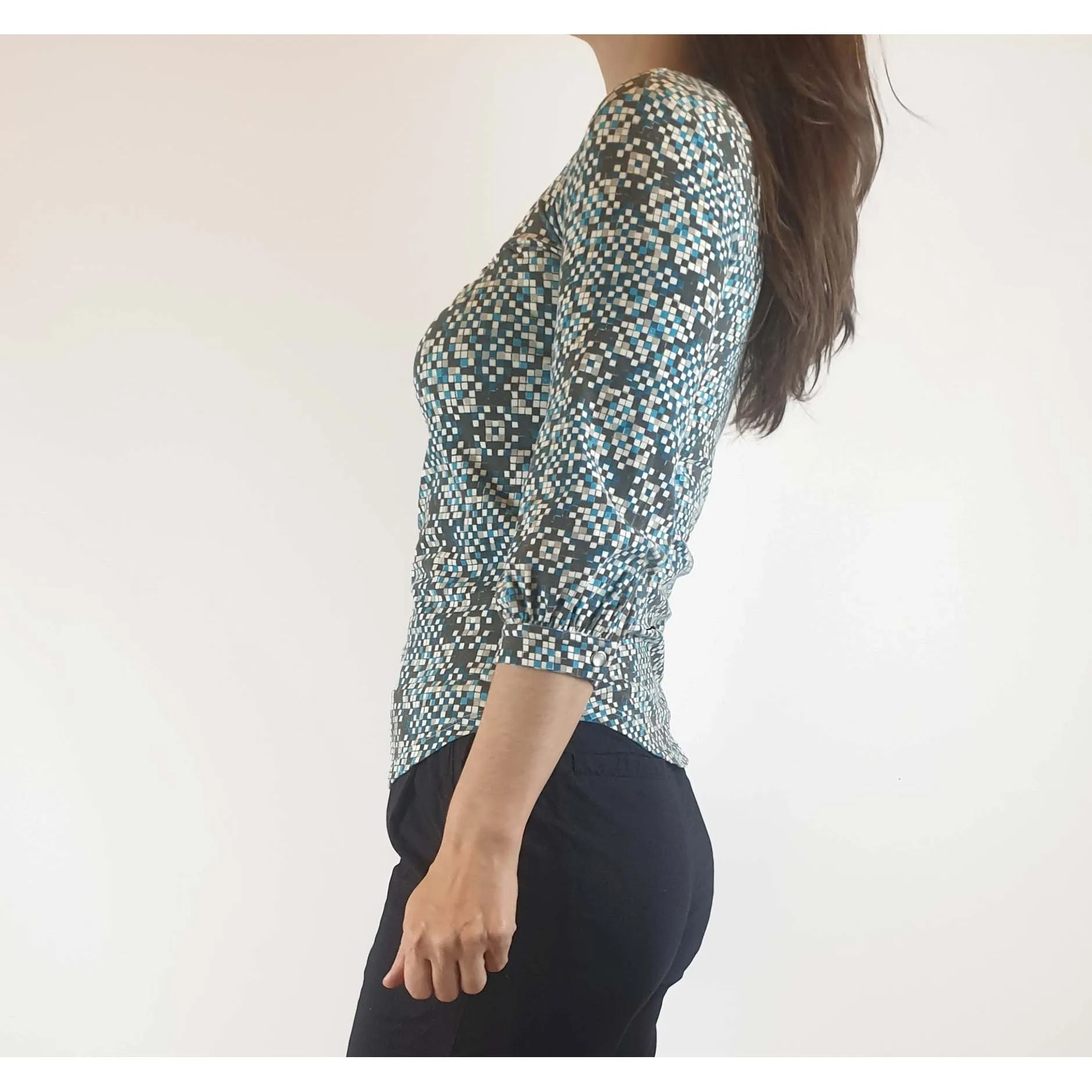 Obus preloved blue print top size 1 (best fits size 8)