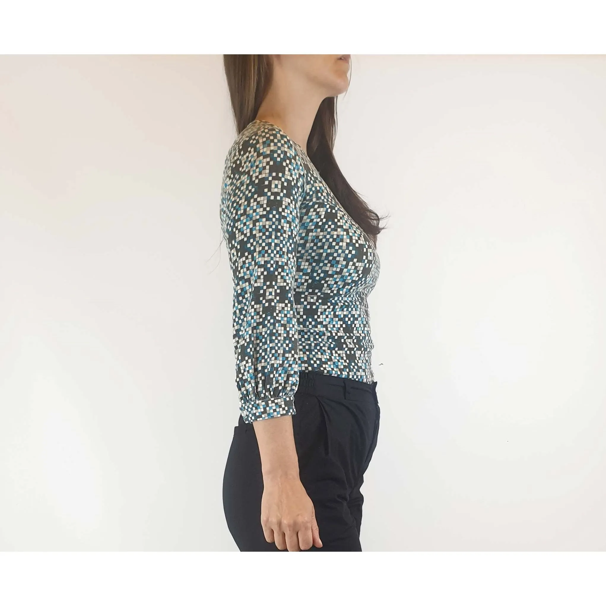 Obus preloved blue print top size 1 (best fits size 8)