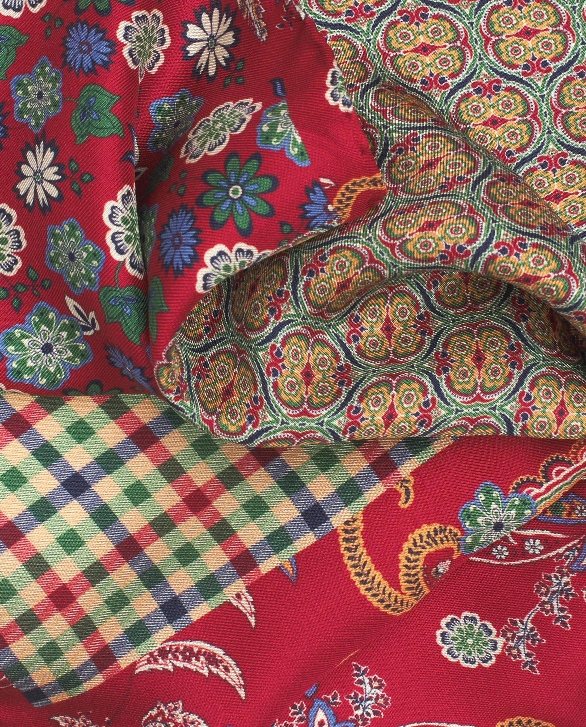 Pañuelo de bolsillo estampado de seda