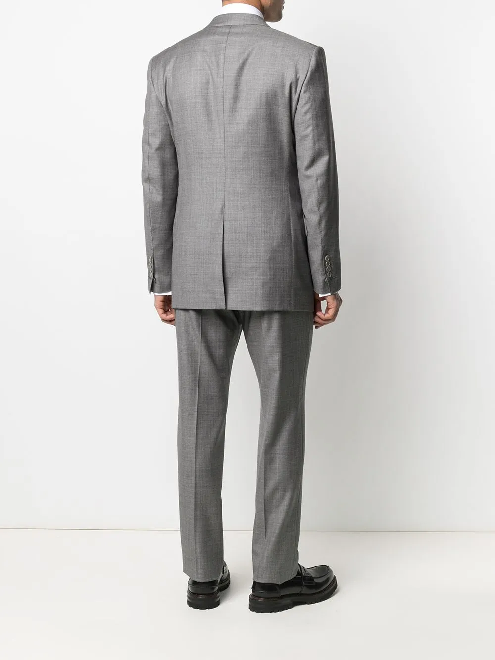 Single-breasted suit