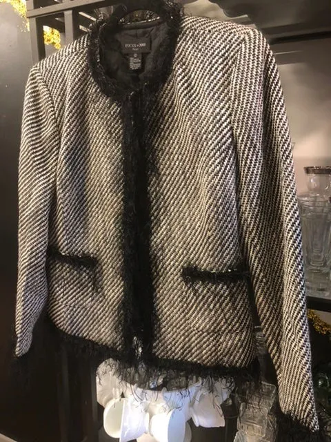 Tweed Blazer ,size14P  #3071