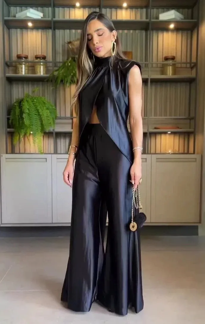 Two-piece loose flared suit