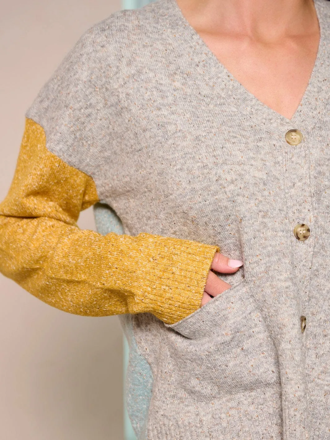 WOMEN'S LONG SLEEVE BUTTON UP COLORBLOCK SWEATER CARDIGAN