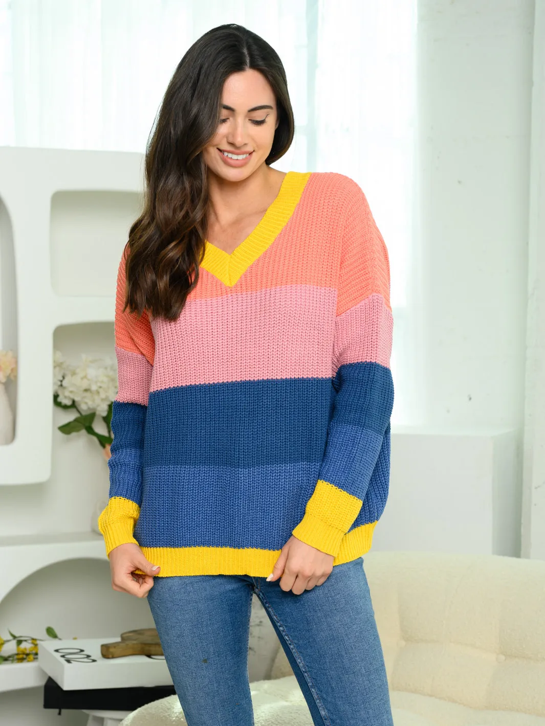 WOMEN'S LONG SLEEVE V-NECK COLORBLOCK SWEATER
