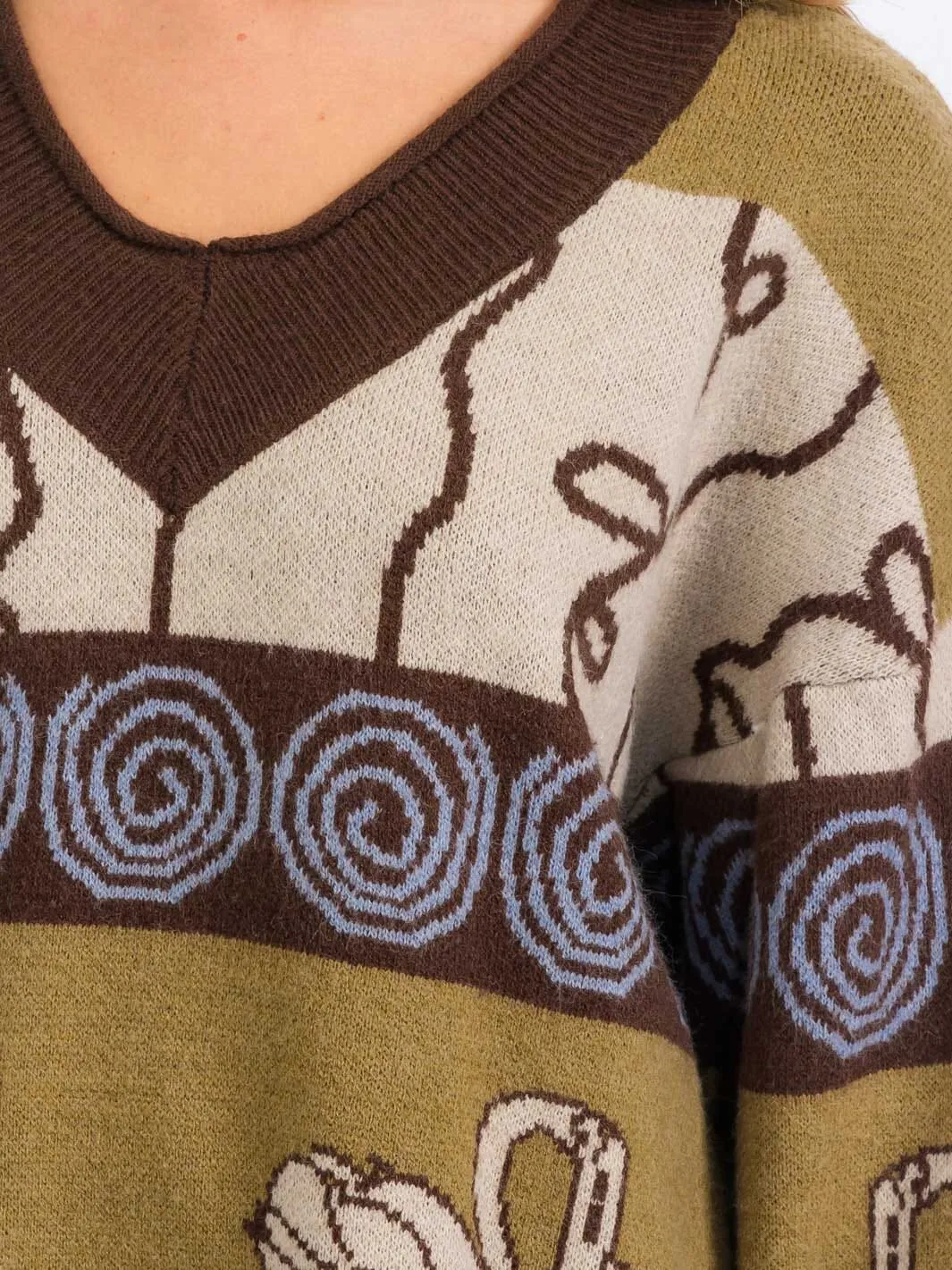WOMEN'S LONG SLEEVES V-NECK PULLOVER COLORBLOCK MULTI PRINT SWEATER