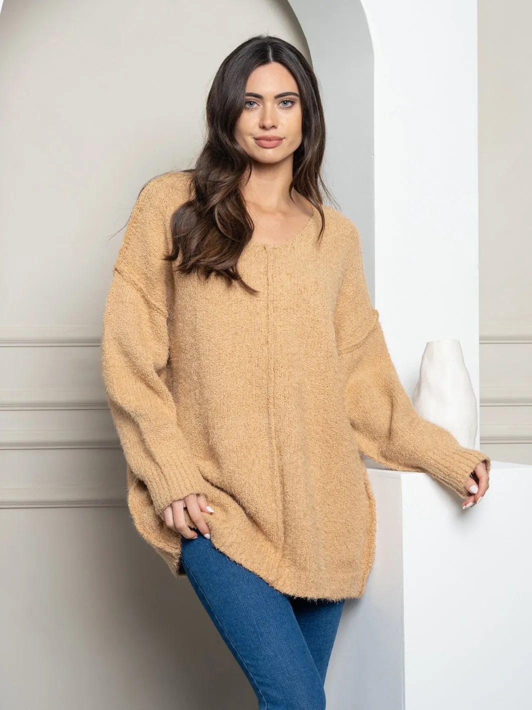 WOMEN'S OVERSIZED V-NECK PULLOVER SWEATER